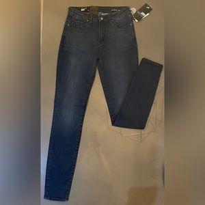 *NWT* WILLIAM RAST ‘Riley’ High Rise Skinny Jean